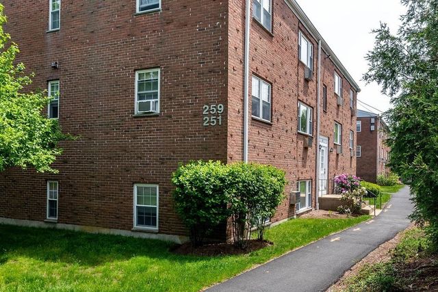 251 Rock Street B7, Norwood, MA 02062