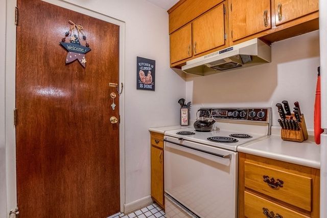 251 Rock Street B7, Norwood, MA 02062