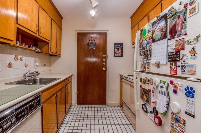 251 Rock Street B7, Norwood, MA 02062