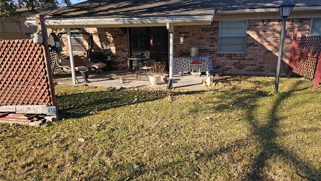 3107 Eastland Avenue, Greenville, TX 75402