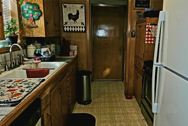 3107 Eastland Avenue, Greenville, TX 75402