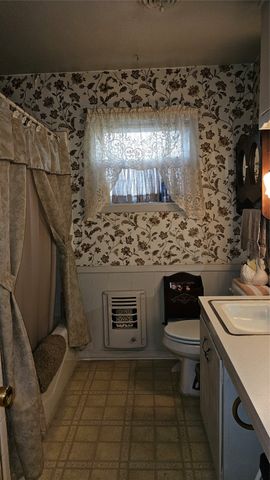 3107 Eastland Avenue, Greenville, TX 75402