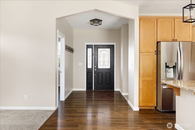 2749 SW Fairway Point Drive, Oak Harbor, WA 98277