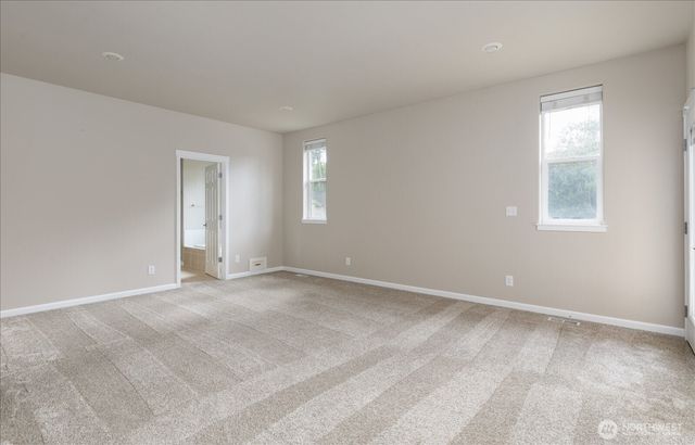 2749 SW Fairway Point Drive, Oak Harbor, WA 98277
