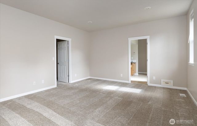 2749 SW Fairway Point Drive, Oak Harbor, WA 98277