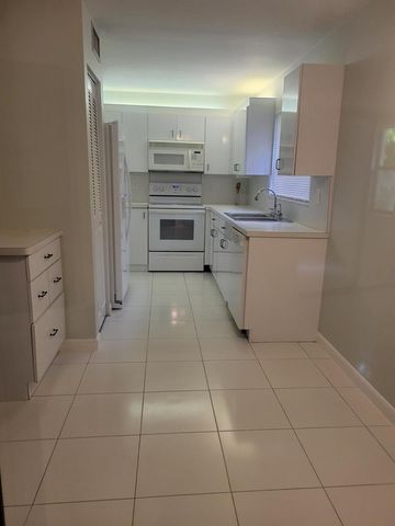 3345 Perimeter Drive 1311, Greenacres, FL 33467