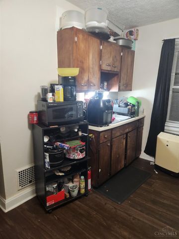 2055 Queen City Avenue, Cincinnati, OH 45214