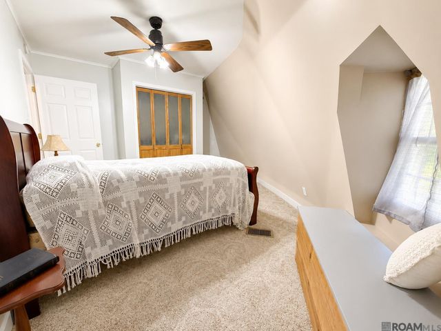39315 David Dr, Prairieville, LA 70769