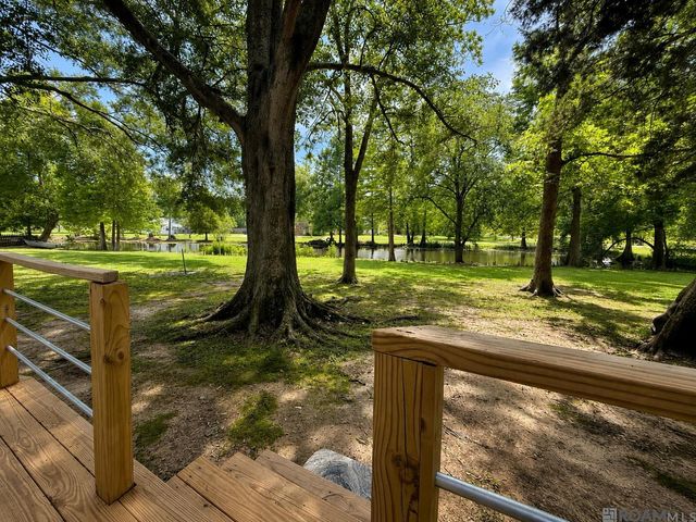 39315 David Dr, Prairieville, LA 70769