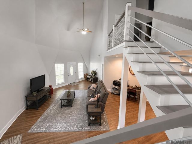 39315 David Dr, Prairieville, LA 70769