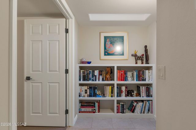 6971 E Calle Tabara, Tucson, AZ 85750