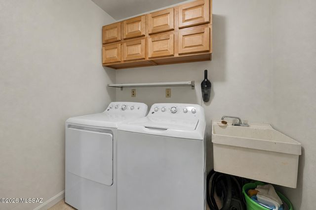 6971 E Calle Tabara, Tucson, AZ 85750
