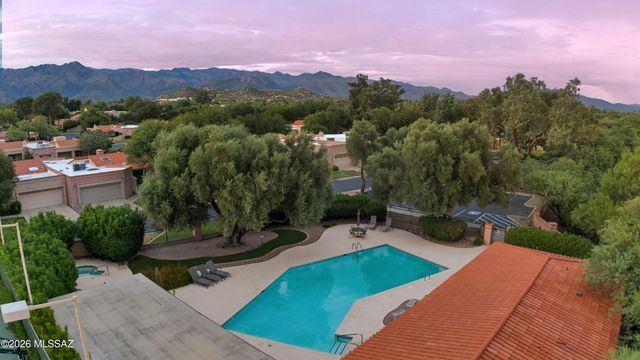 6971 E Calle Tabara, Tucson, AZ 85750