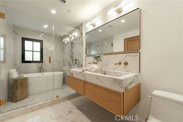 214 Abalone Avenue, Newport Beach, CA 92662