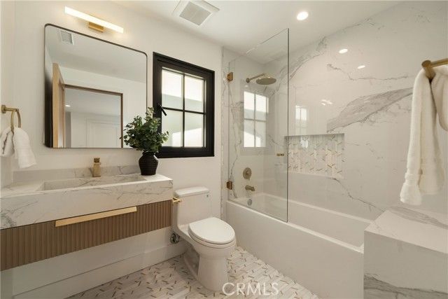 214 Abalone Avenue, Newport Beach, CA 92662