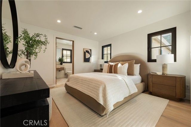 214 Abalone Avenue, Newport Beach, CA 92662