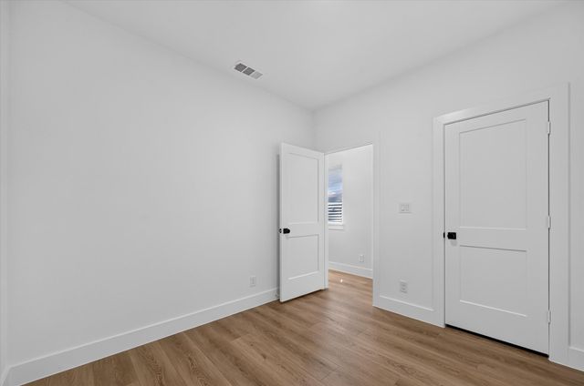 2835 Macon Street, Dallas, TX 75215