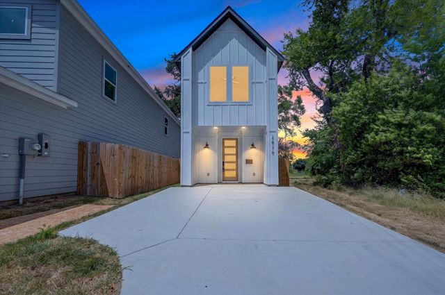 2835 Macon Street, Dallas, TX 75215