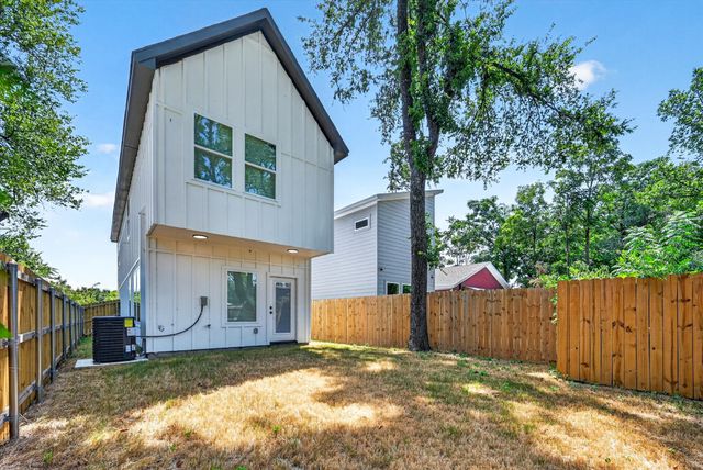 2835 Macon Street, Dallas, TX 75215