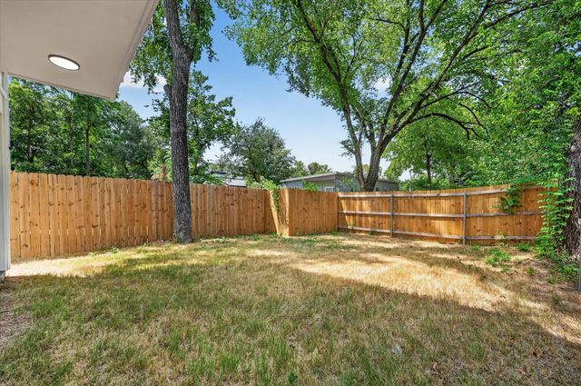 2835 Macon Street, Dallas, TX 75215