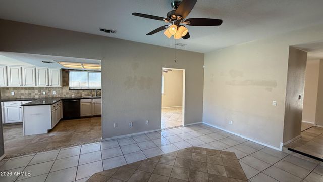 4624 W CHICAGO Street, Chandler, AZ 85226