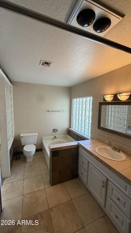 4624 W CHICAGO Street, Chandler, AZ 85226