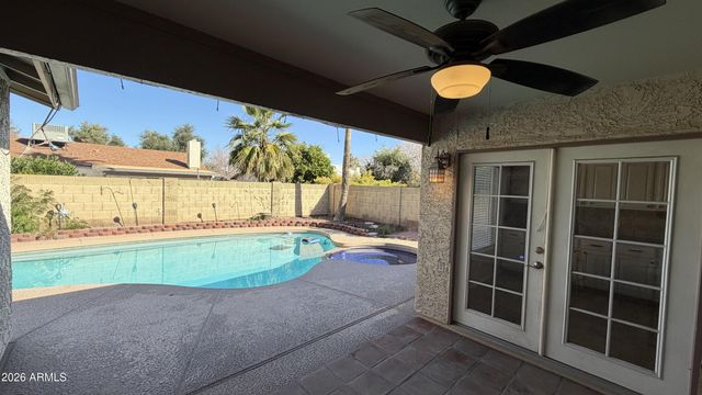 4624 W CHICAGO Street, Chandler, AZ 85226
