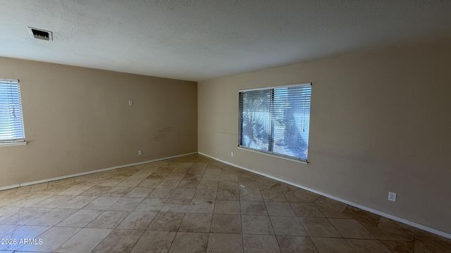 4624 W CHICAGO Street, Chandler, AZ 85226