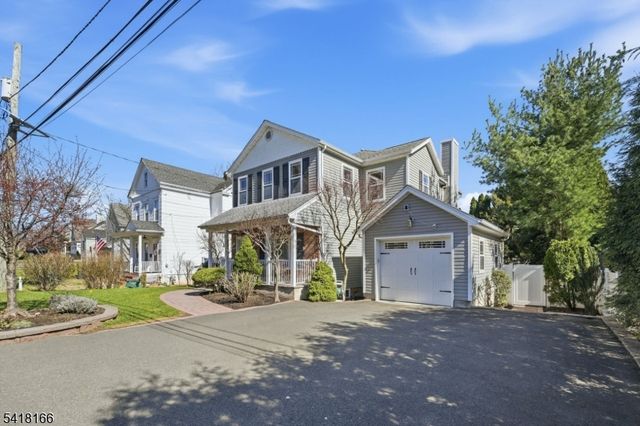 808 Grant Ave, Westfield Town, NJ 07090