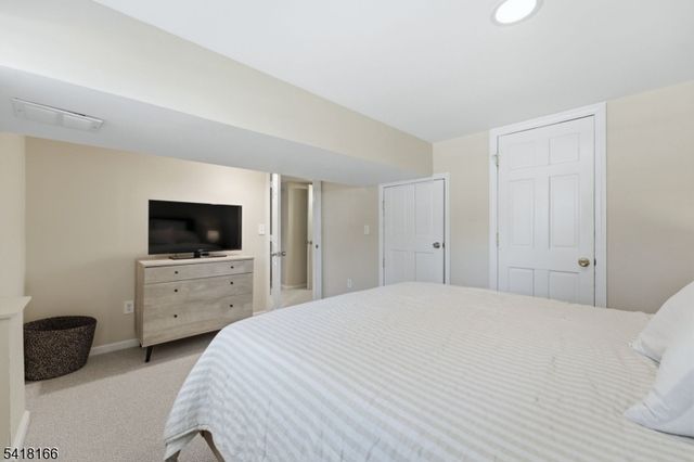 808 Grant Ave, Westfield Town, NJ 07090