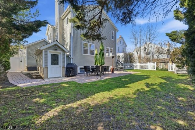 808 Grant Ave, Westfield Town, NJ 07090