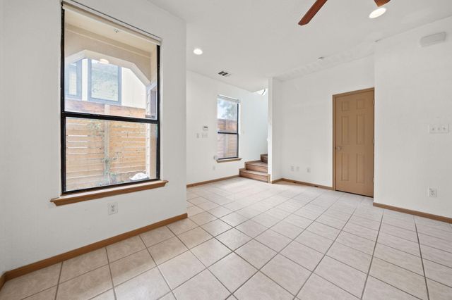 1904 Garden ST B, Austin, TX 78702