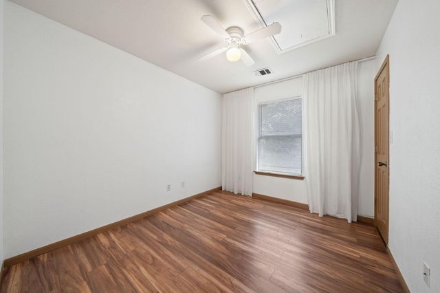 1904 Garden ST B, Austin, TX 78702