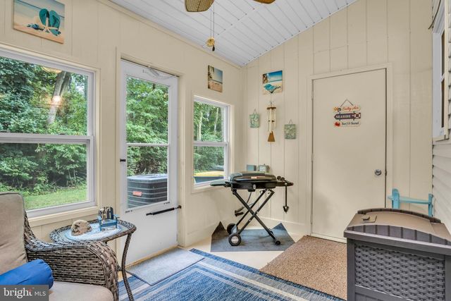 4522 LINDEN AVE, Mechanicsburg, PA 17055