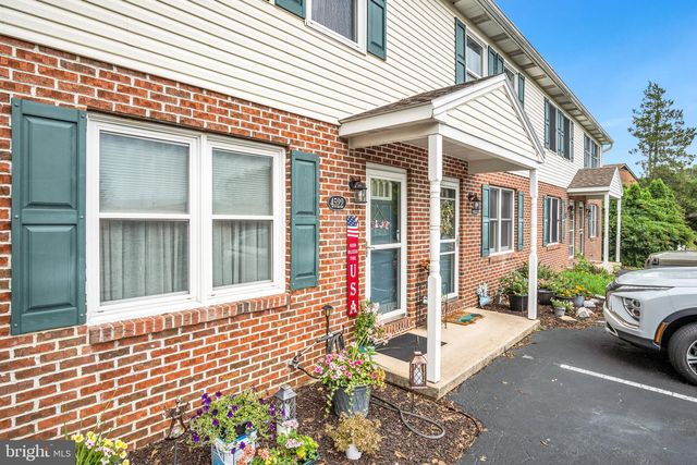 4522 LINDEN AVE, Mechanicsburg, PA 17055