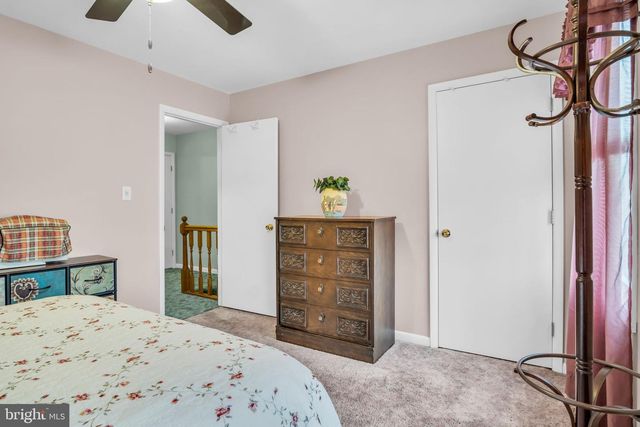 4522 LINDEN AVE, Mechanicsburg, PA 17055