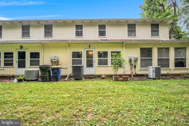 4522 LINDEN AVE, Mechanicsburg, PA 17055
