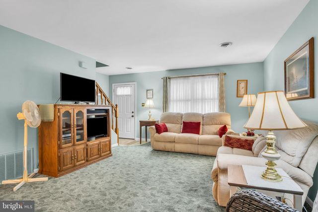 4522 LINDEN AVE, Mechanicsburg, PA 17055