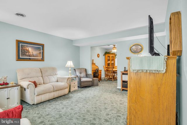 4522 LINDEN AVE, Mechanicsburg, PA 17055