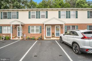 4522 LINDEN AVE, Mechanicsburg, PA 17055