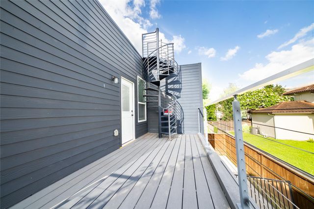 4607 Nolda Street B, Houston, TX 77007