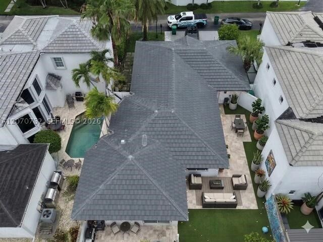 2558 NE 206th Ter, Miami, FL 33180