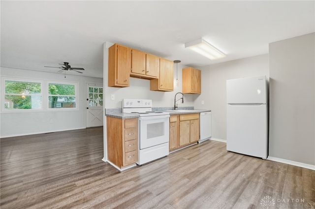 137 McCraw Drive, Englewood, OH 45322