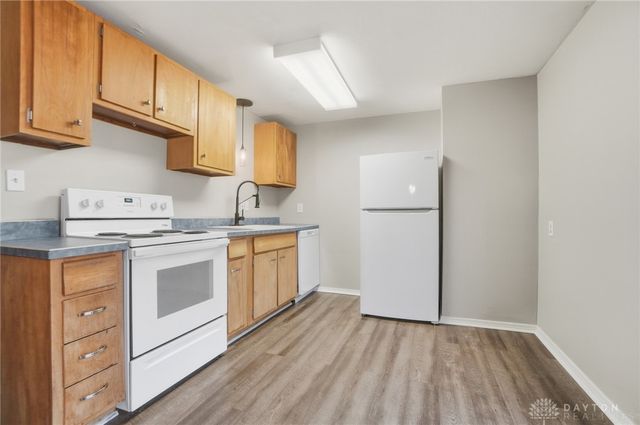 137 McCraw Drive, Englewood, OH 45322