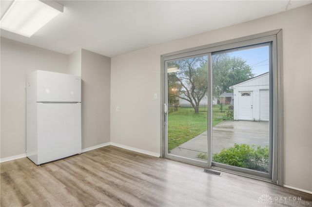 137 McCraw Drive, Englewood, OH 45322