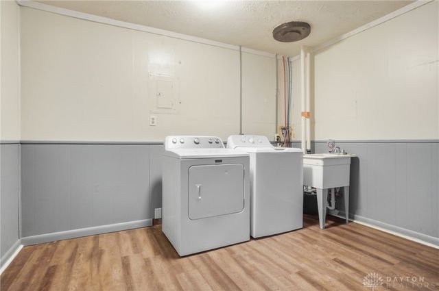 137 McCraw Drive, Englewood, OH 45322