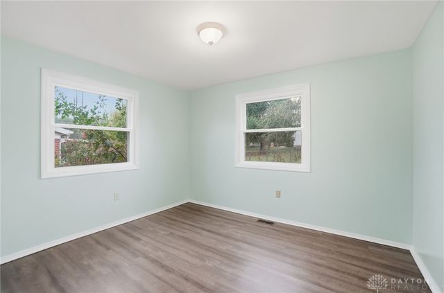 137 McCraw Drive, Englewood, OH 45322