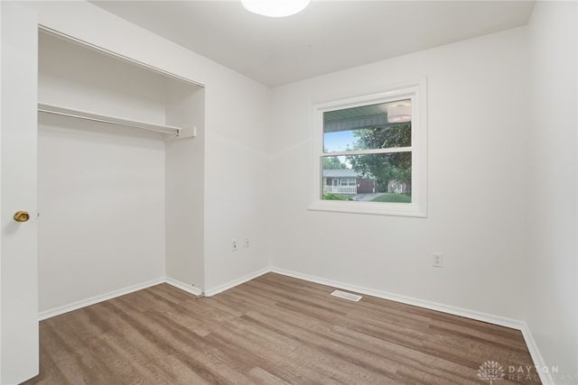 137 McCraw Drive, Englewood, OH 45322