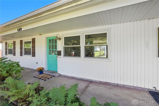 137 McCraw Drive, Englewood, OH 45322