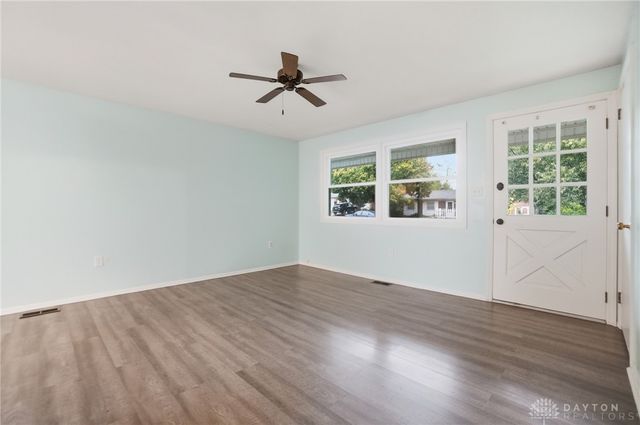 137 McCraw Drive, Englewood, OH 45322